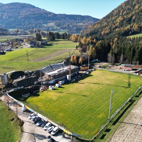 Sportplatzes von Niederrasen
